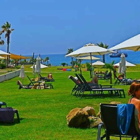 Amphora & 4* Paphos