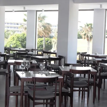 Hotel Amphora & Paphos