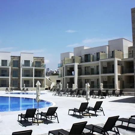 Amphora & 4* Paphos